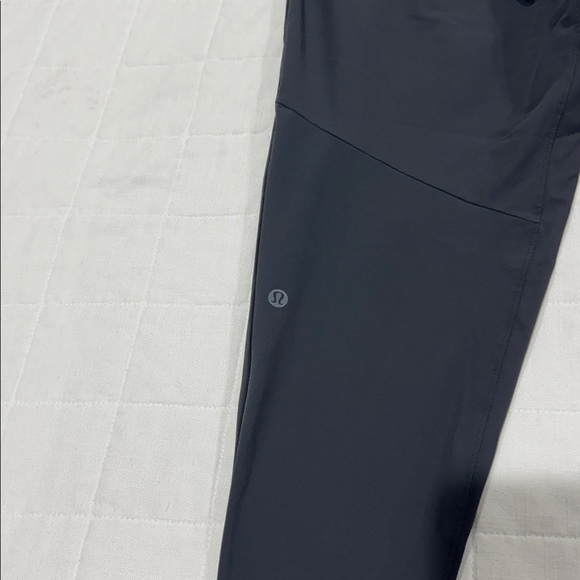 Lululemon Switch Up Pants - Picture 8 of 11